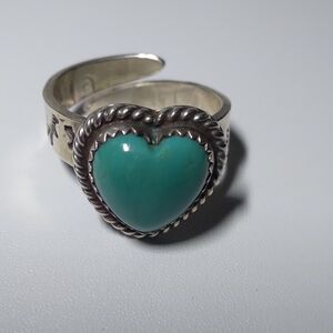 Vintage Navajo Sterling Silver Turquoise Heart Ring with Rope Boarder Adjustable